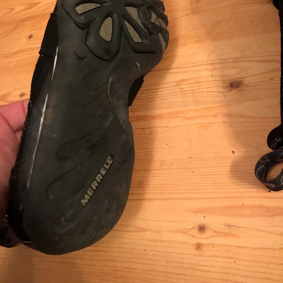 Mimosa Sport Suede & Leather Trail Hiking Running Sandal in Black - Picture 11 of 12